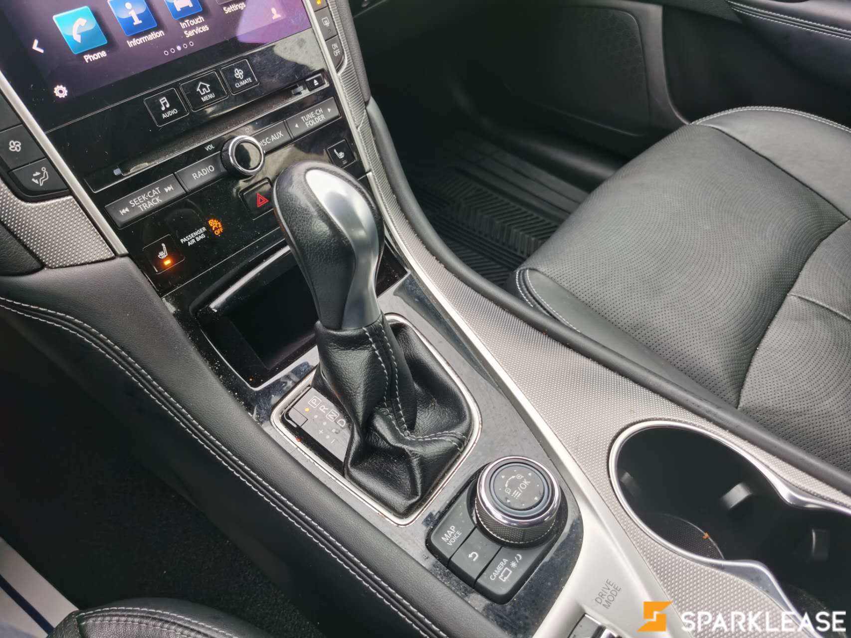 2016 Infiniti Q50 4dr Sdn 2.0t, 温哥华, 五大行Finance估价