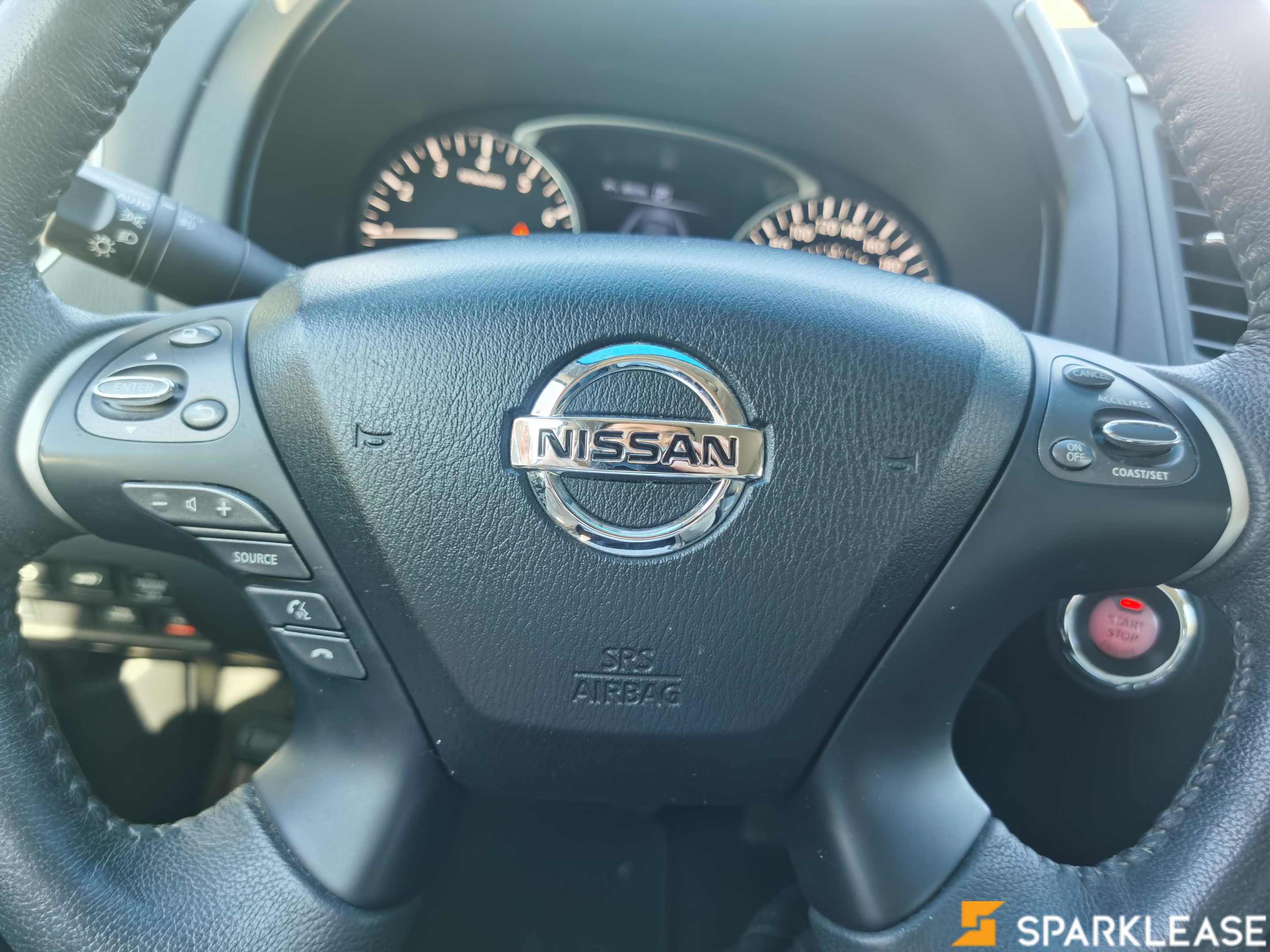 2016 Nissan Pathfinder 4WD 4dr Platinum, 温哥华, 全款车