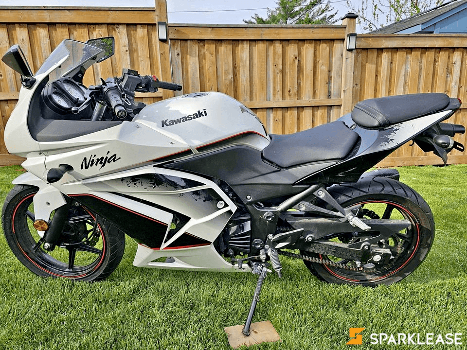 2011 Kawasaki Ninja, 多伦多, 全款