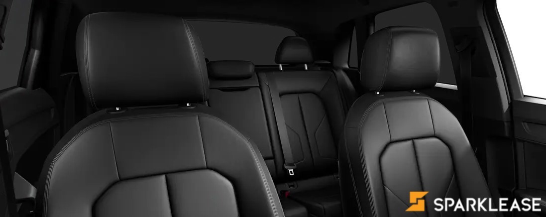 2023 Audi  Q3 45 Komfort 12月提车, 多伦多, 原厂Lease方案