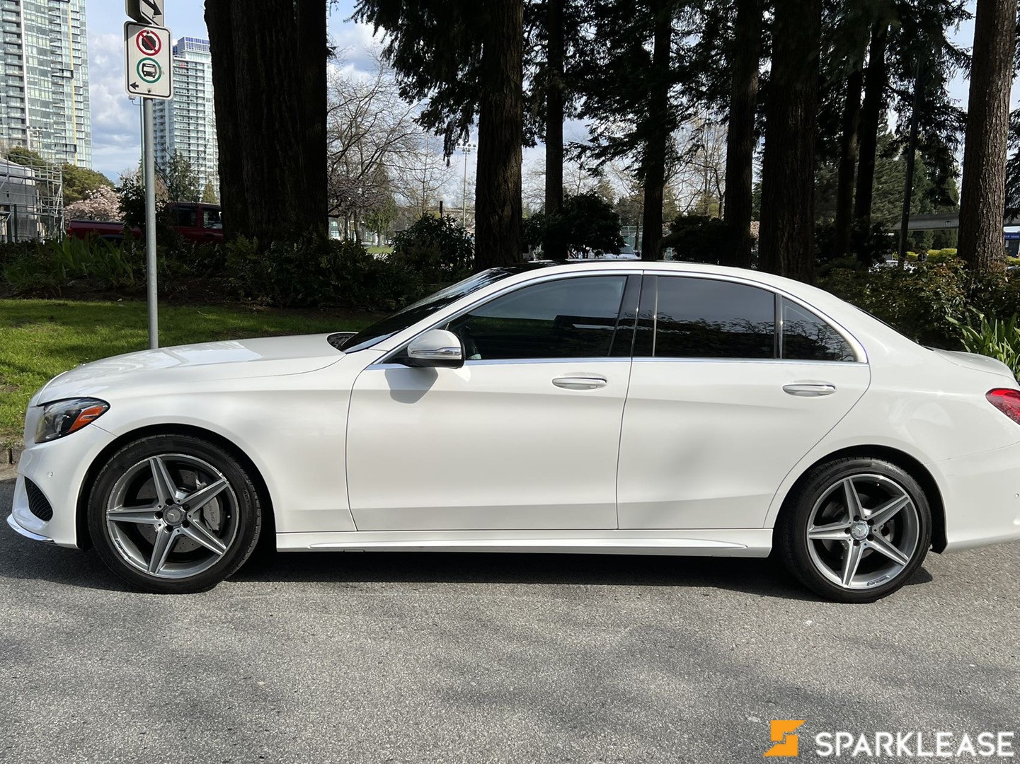 2015 Mercedes-Benz C-Class, 温哥华, 全款车