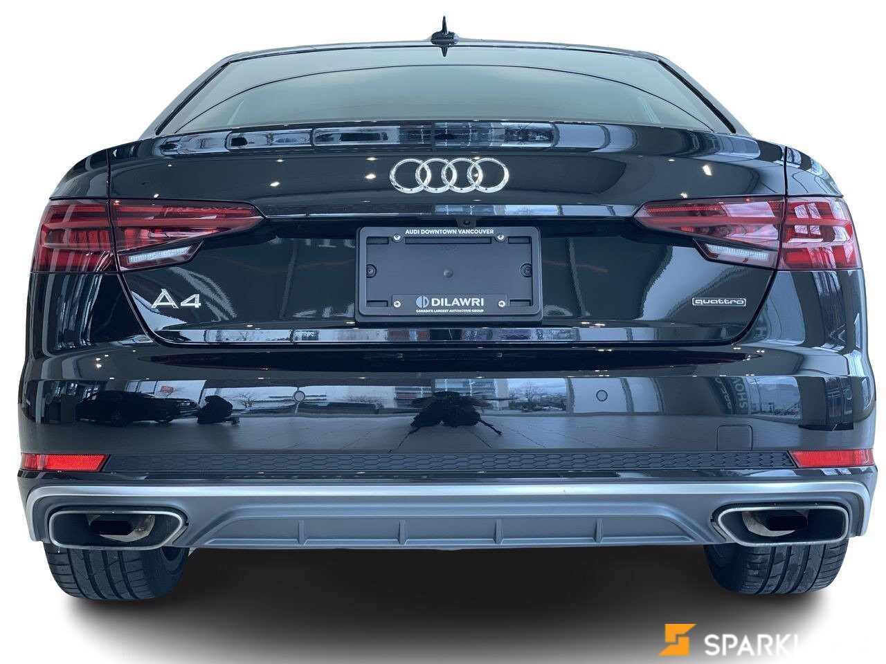 2019 Audi  A4 Sedan  Progressiv 45 TFSI quattro , 温哥华, 五大行Finance估价