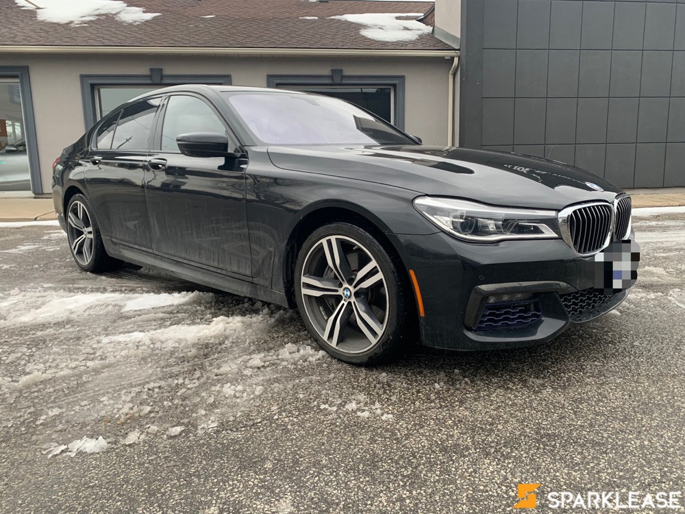 2016 BMW 750i, 多伦多, 全款车