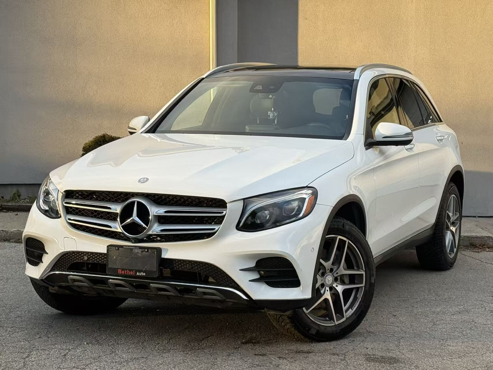 2017 Mercedes-Benz GLC 300 4MATIC