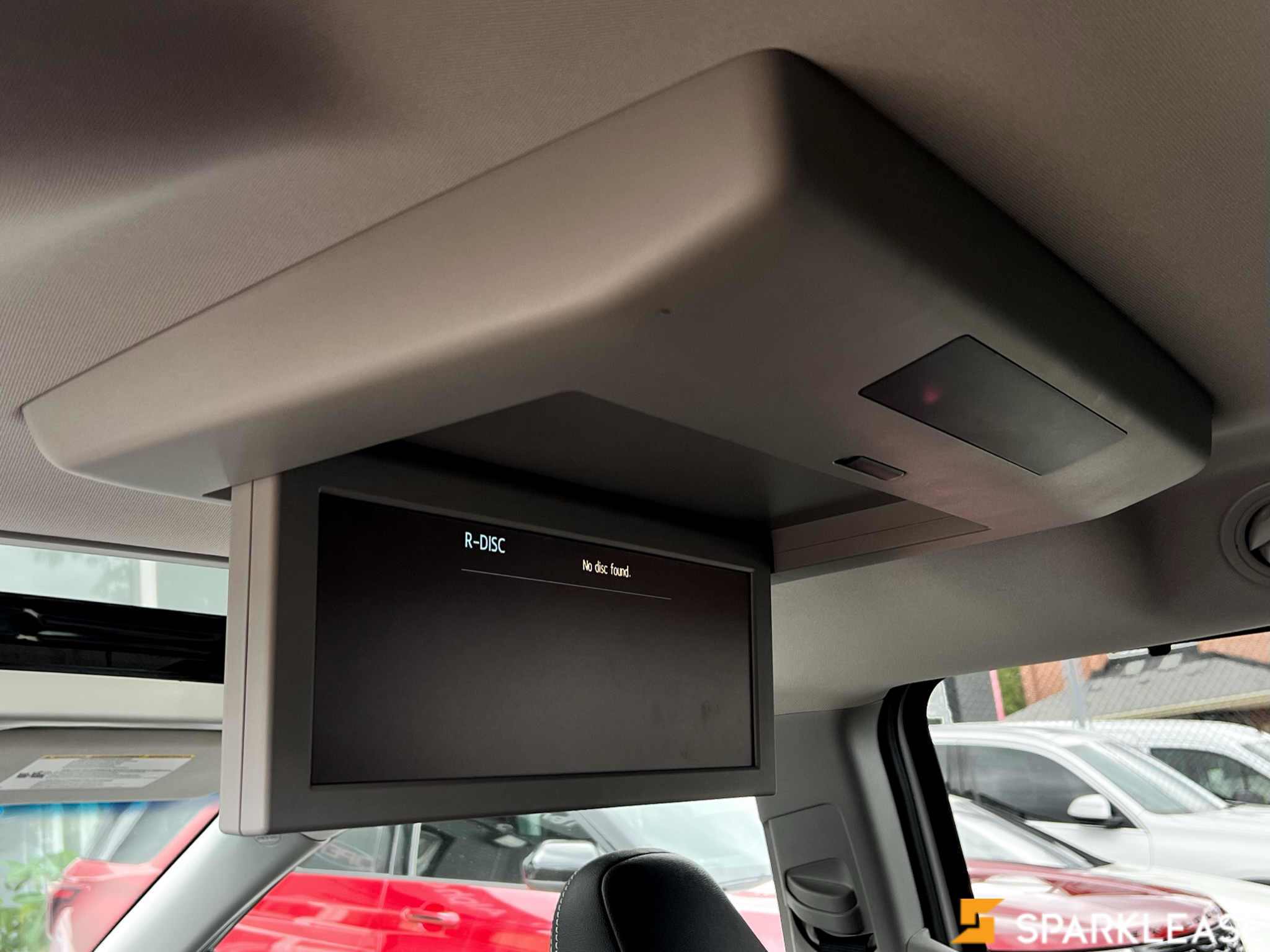 2017 Toyota  Sienna  5dr SE 8-Pass FWD , 多伦多, 五大行Finance估价