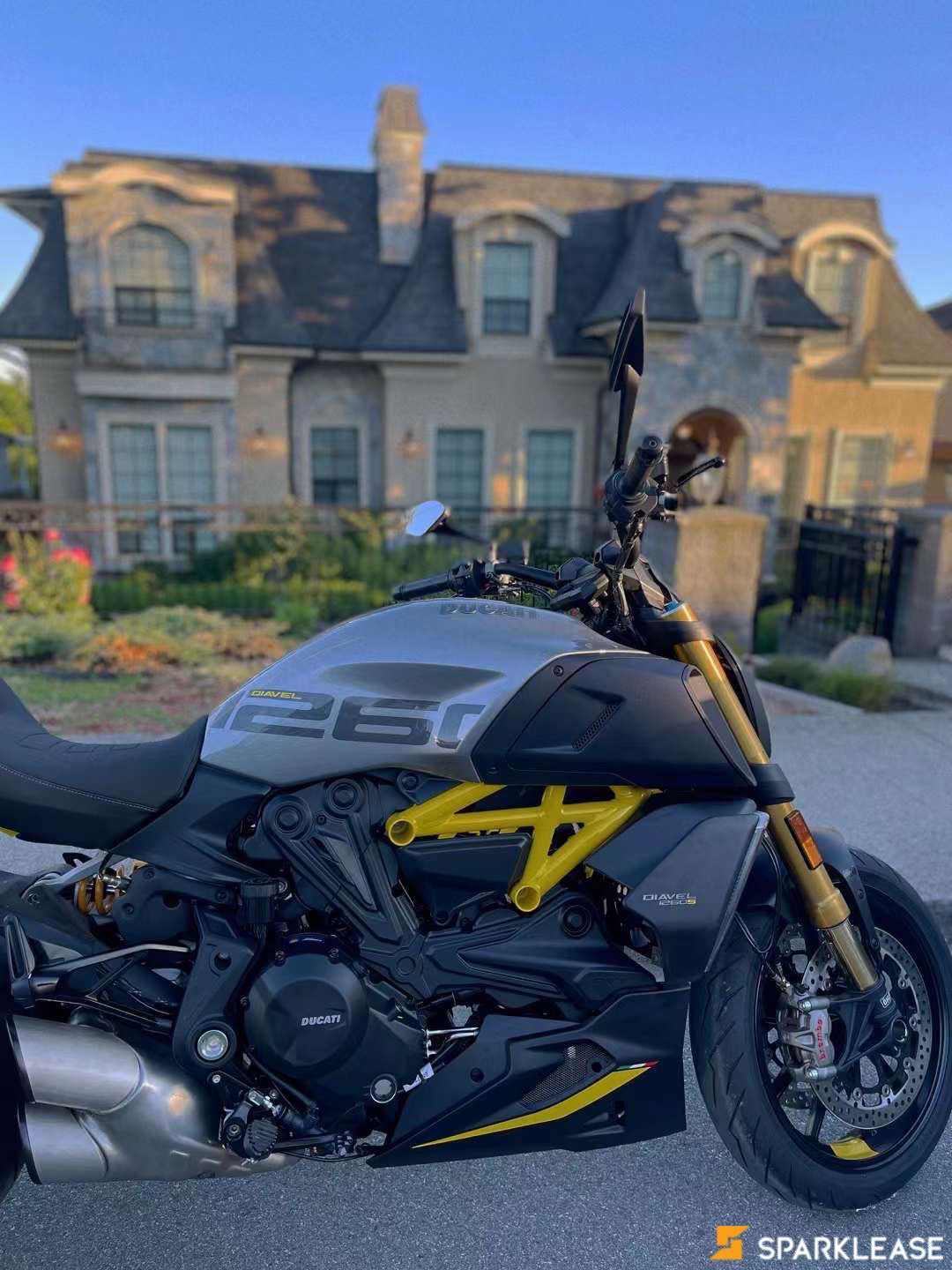 2022 Ducati Ducati Diavel, 温哥华, 全款