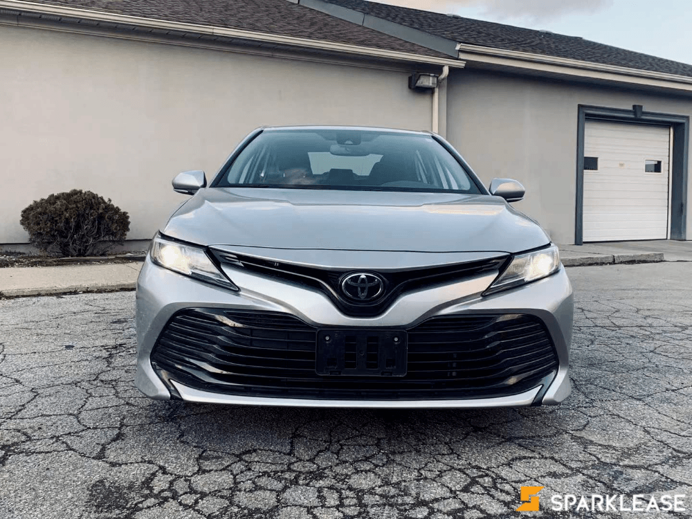 2019 Toyota Camry LE, 多伦多, 第三方LEASE