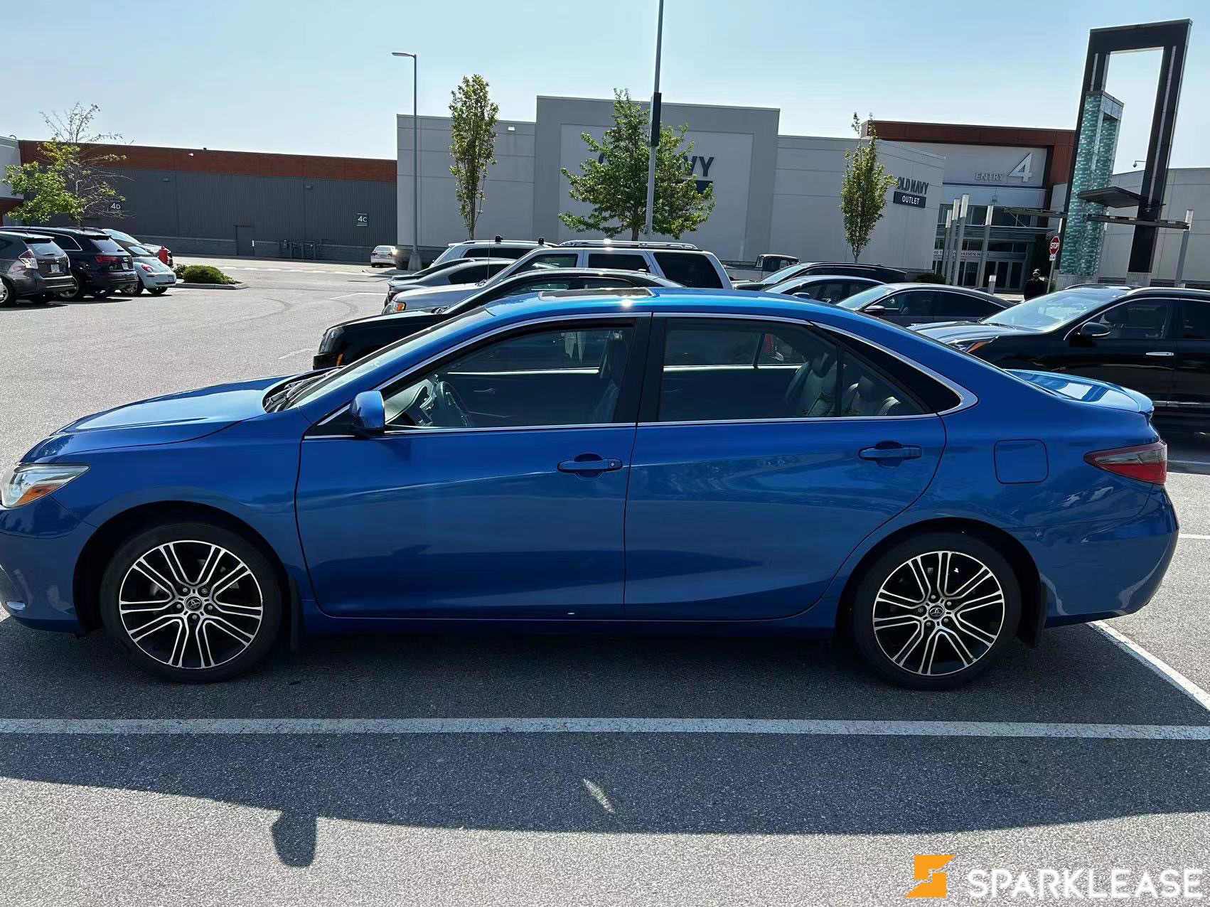 2023 Toyota Camry Hybrid SE Auto, Toronto, Cash