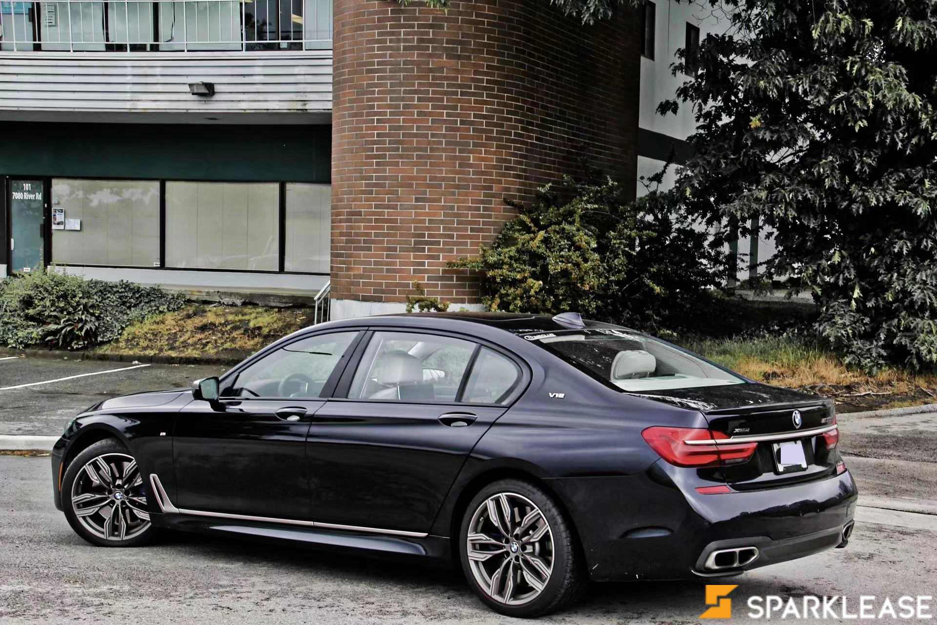 2018 BMW M760Li 四座满配, 多伦多, 五大行Finance估价