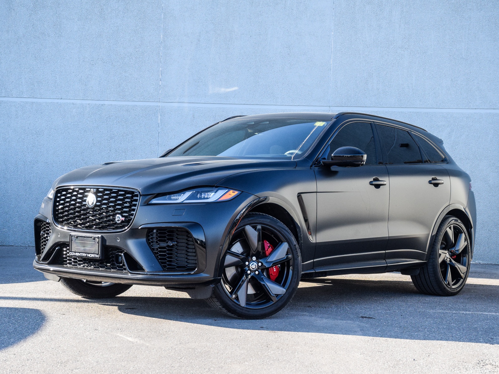 2024 Jaguar F-PACE P550 SVR