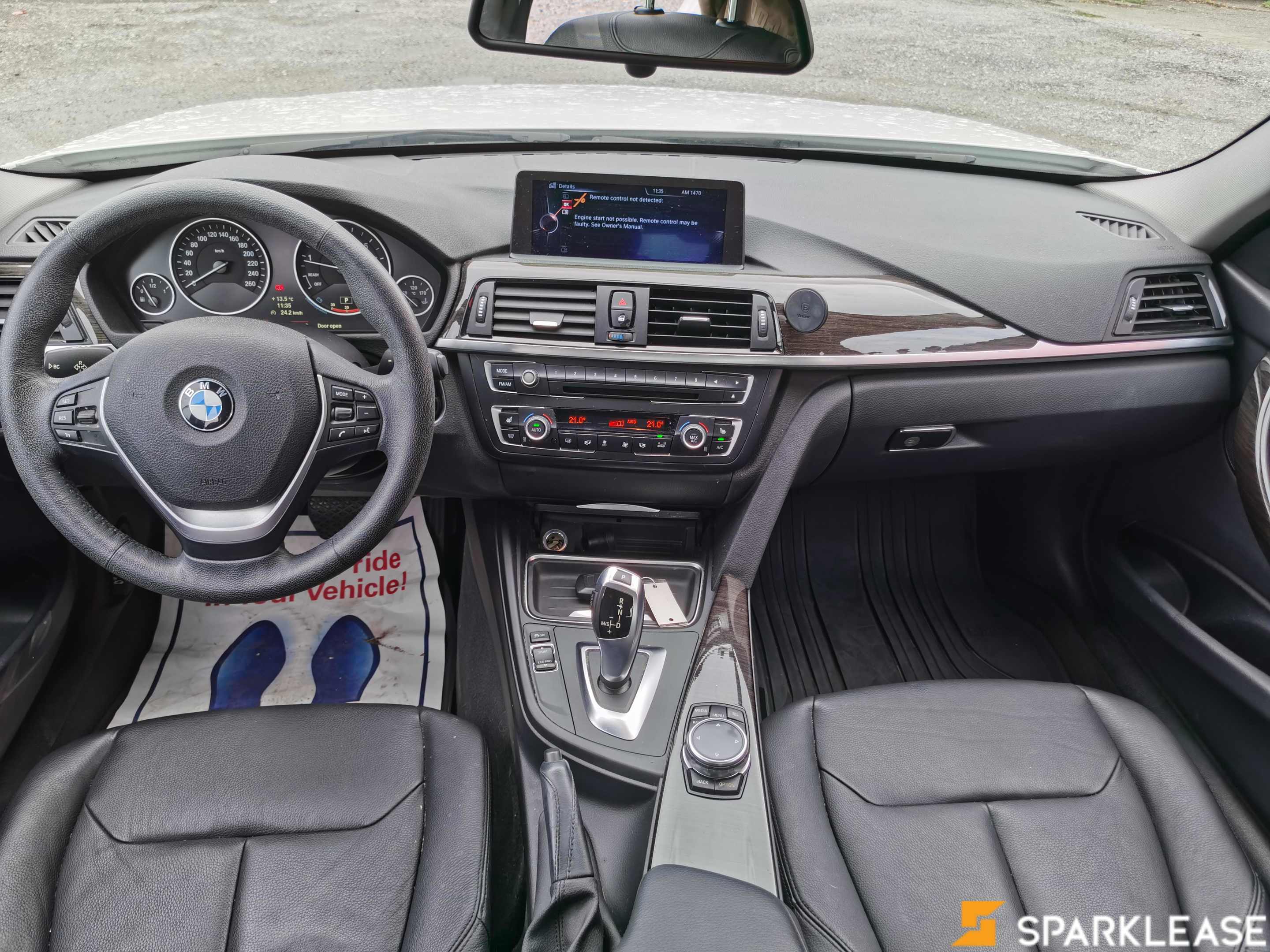 2014 BMW 3 Series 4dr Sdn 320i RWD, 温哥华, 全款车