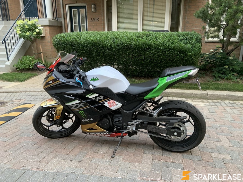 2015 Kawasaki Ninja 300, Toronto, Cash