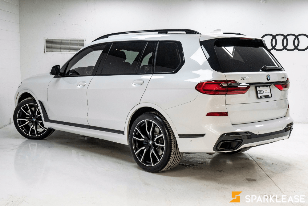 2021 BMW X7 xDrive40i 远程启动, Winnipeg, 全款车